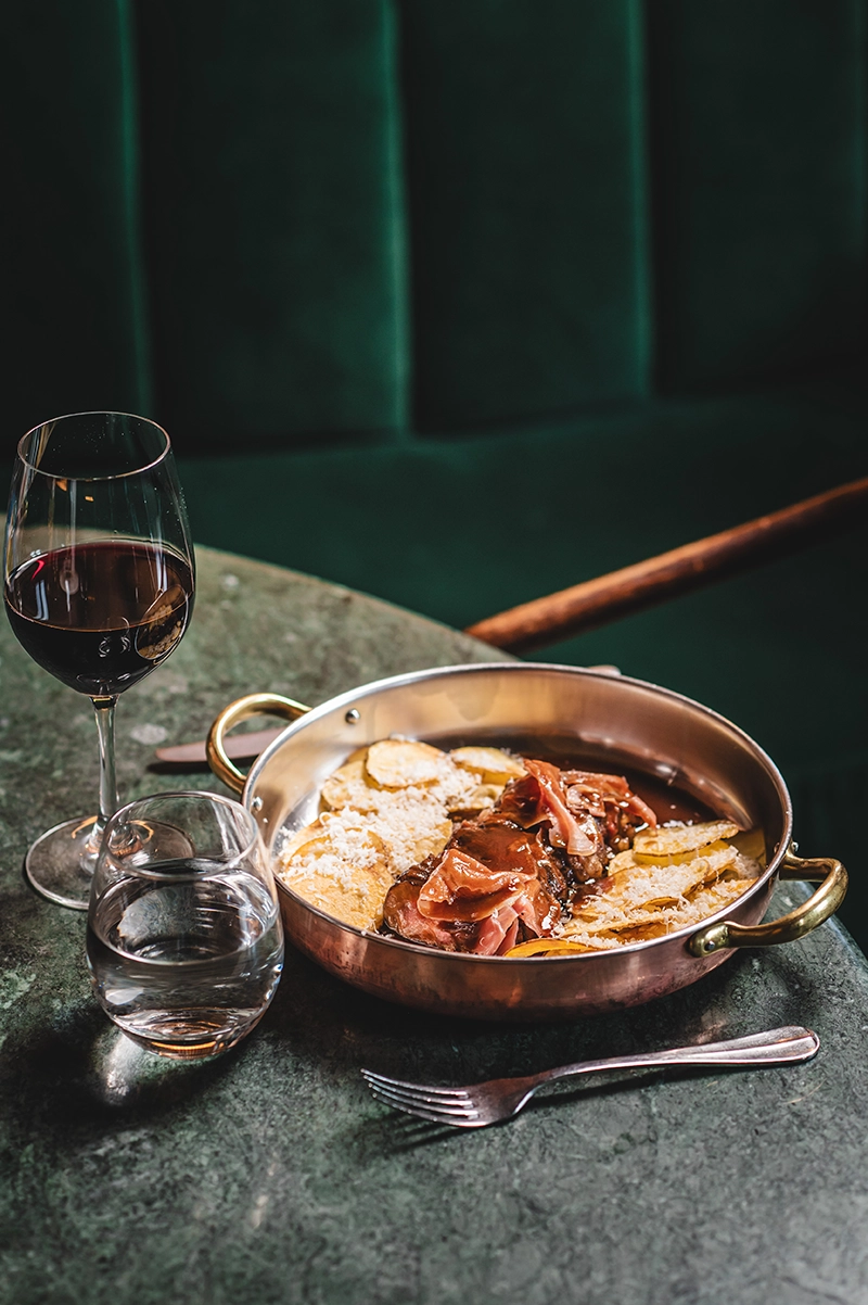 Bife Palácio Chiado Restaurant Bar